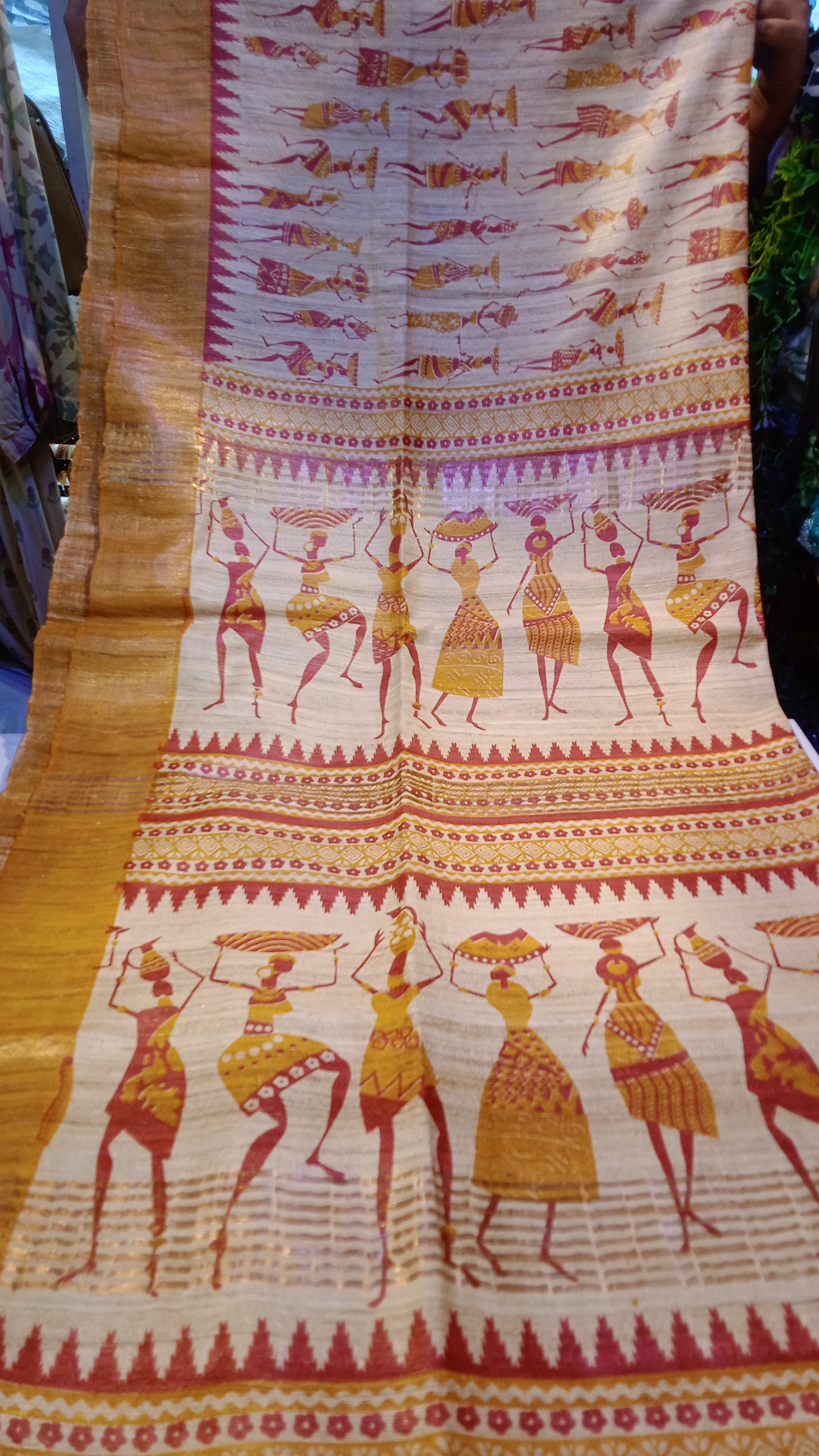 Sari Ghicha Cream & Maroon 3(23.10.25)