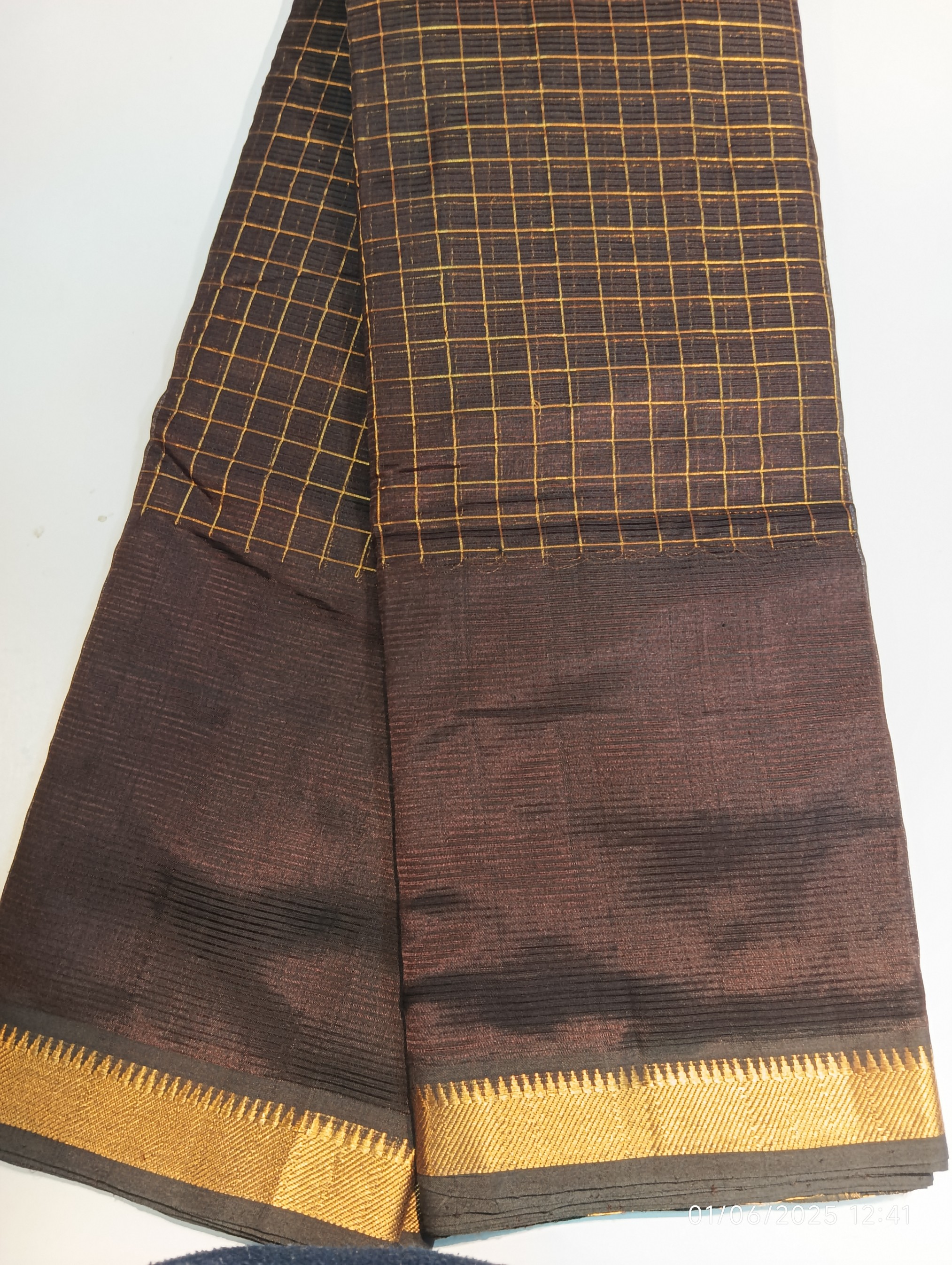 Sari Mangalgiri dark brown
