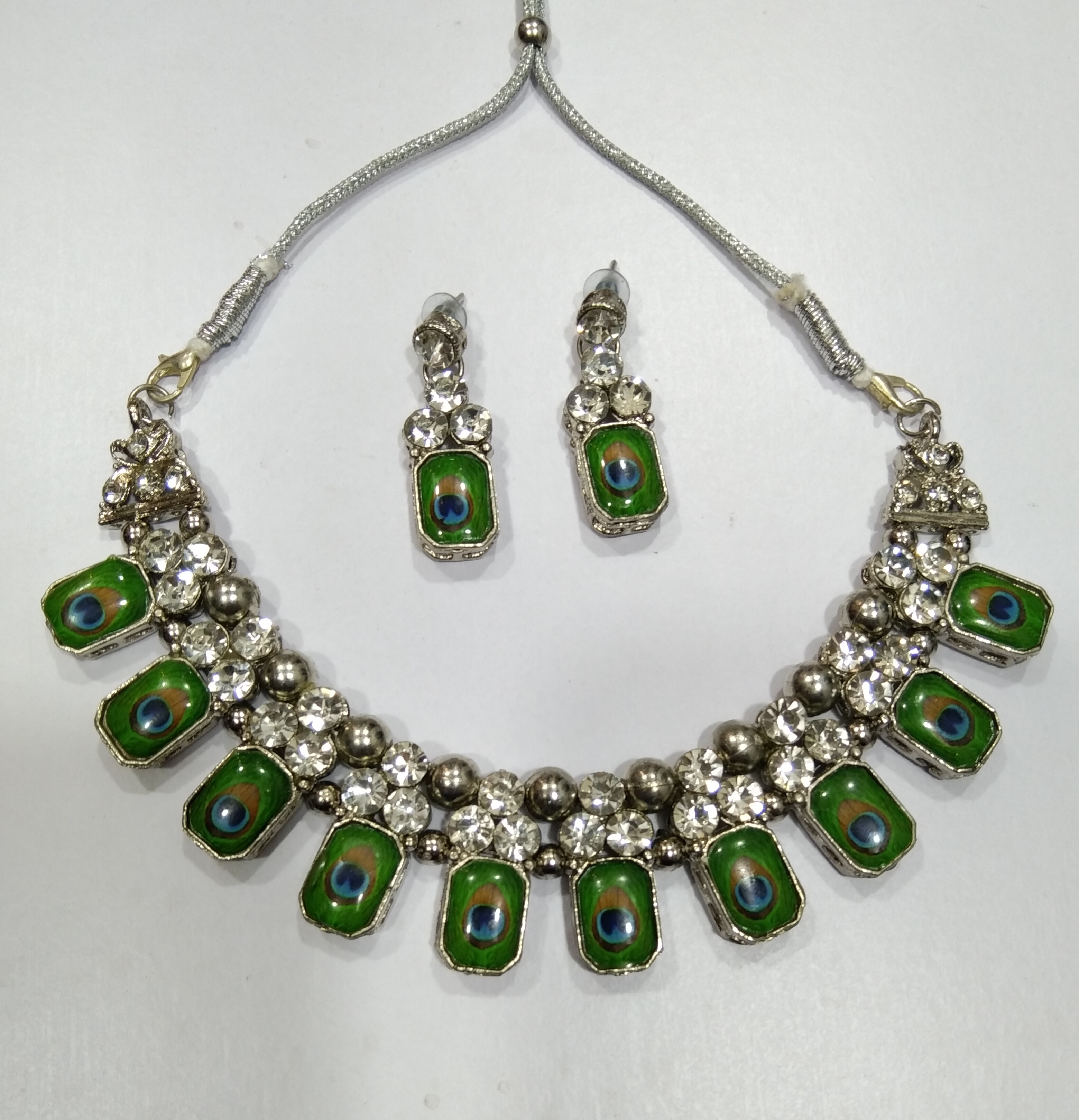 Jewellery Necklace Set White & Green Stone Work 