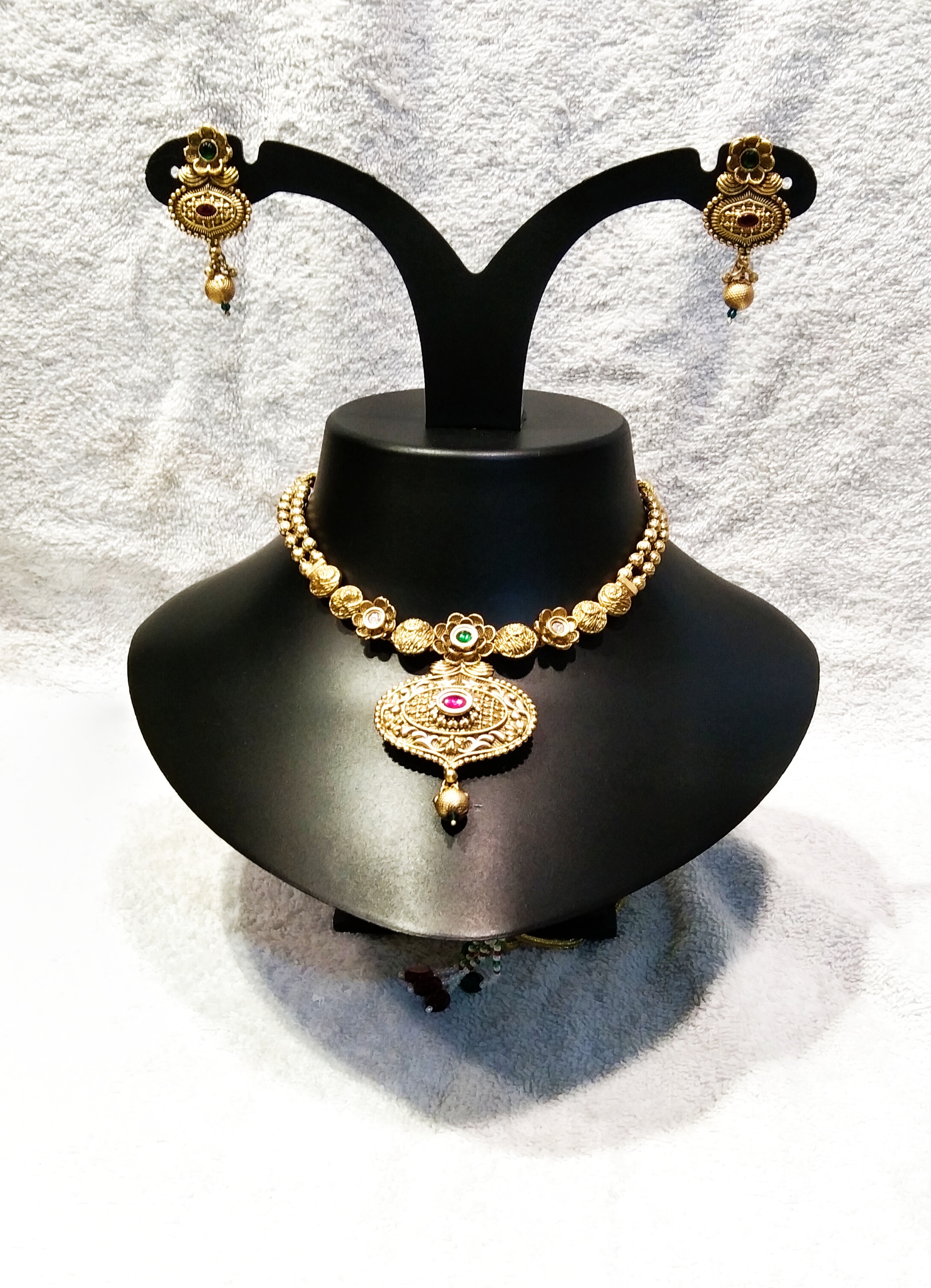 Jewellery Golden Pink & Green Stone Work  71(31.07.25)