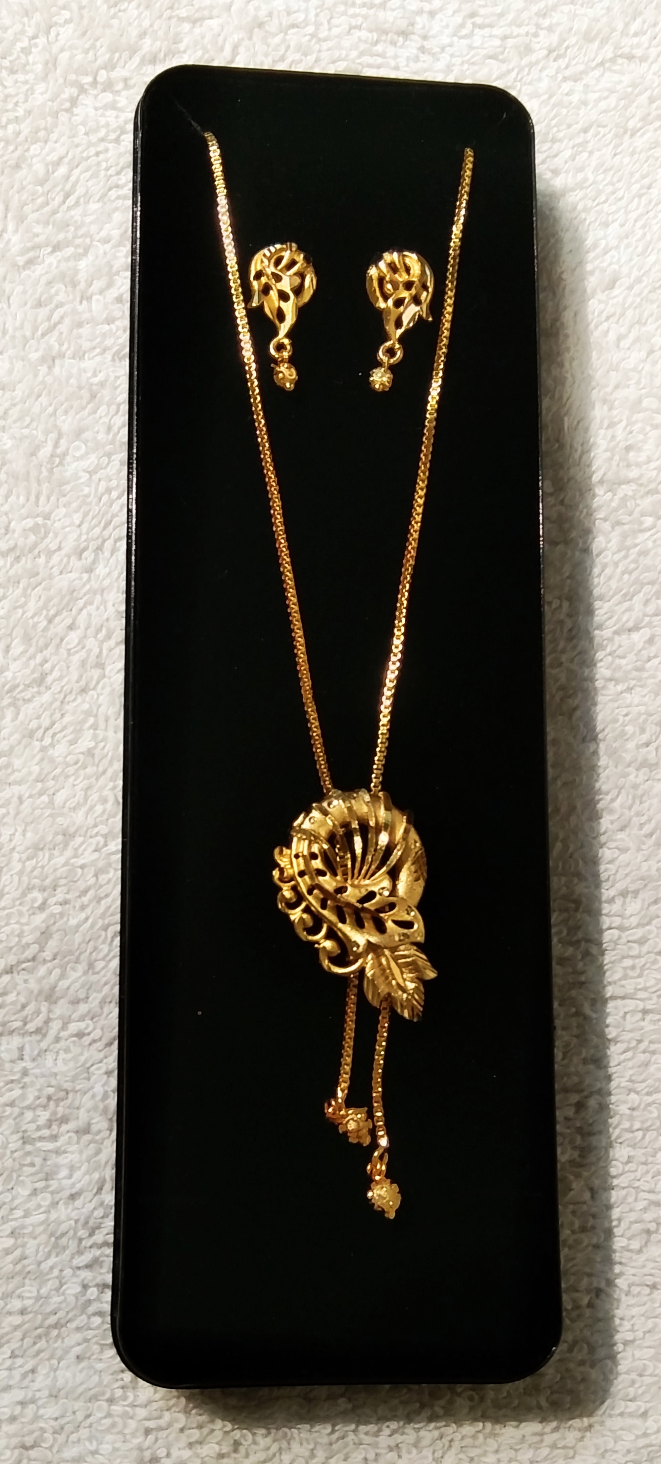 Jewellery Gold Plated Chain Pendant & Tops 19(16.08.25)